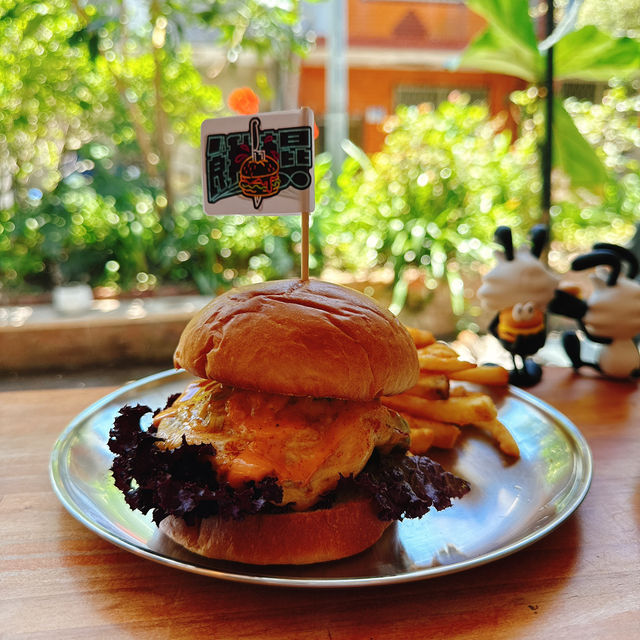 花蓮｜挺有特色的漢堡店
