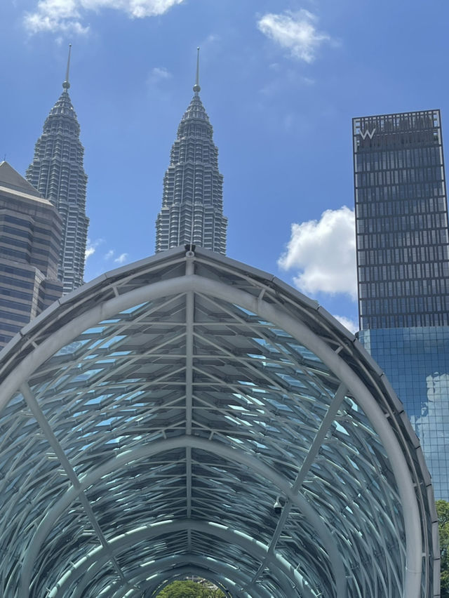 aloma Link Bridge จุดเช็กอินแห่งใหม่ใจกลาง KL
