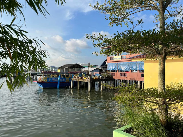 🦐🌅 Rustic Seafood Feast & Sunset Views at Kukup