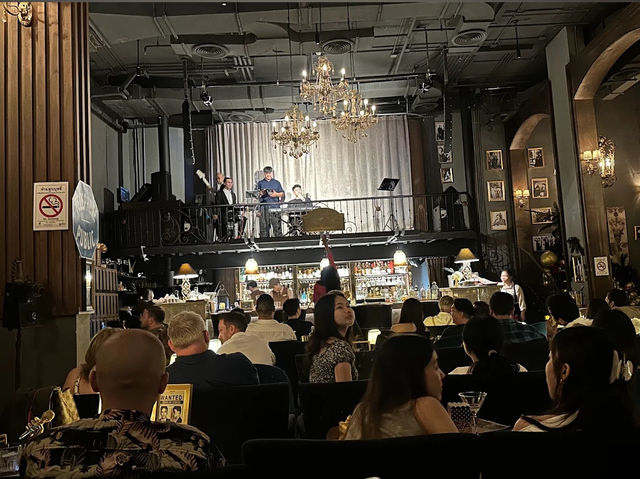 泰國🇹🇭 曼谷Abandoned Mansion Jazz music bar