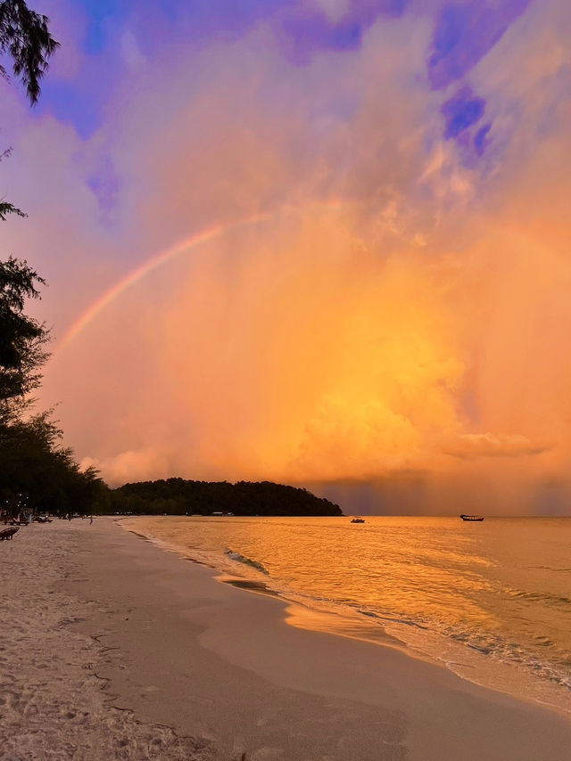 Good food and even better company in Koh Rong