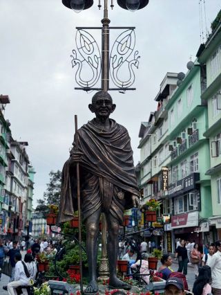 [MG Marg, Sikkim, India] The heart of Gangtok! A pedestrianised shopping street