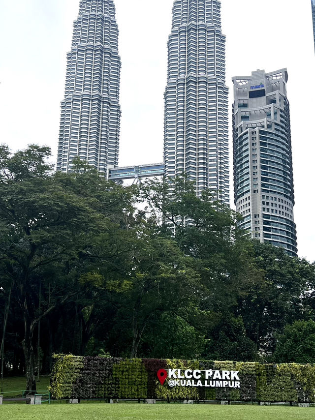 Where Skyscrapers Meet Serenity – Discover KLCC Park