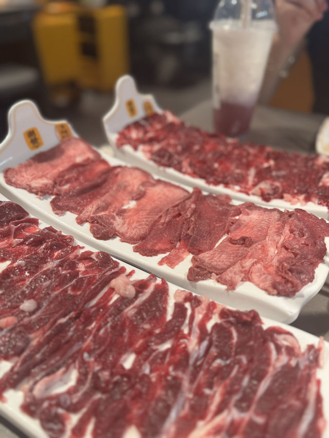 【深圳龍華｜潮發潮汕牛肉店 壹方里店｜268元4人牛肉火鍋套餐｜牛肉新鮮，搭配豐富】 