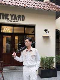 The Yard Café & Bistro offers