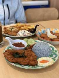 Xiao Ming Kopitiam Gohtong Jaya, Hong Kong Nostalgia in the Highlands