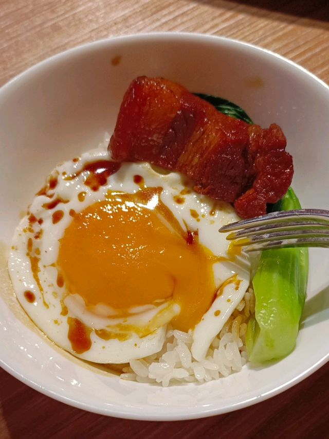 台北美食 ，L C Française法租界 黃金雞湯開箱
