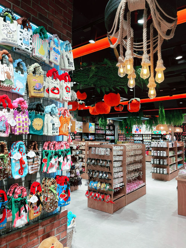 Q Pocket at Quill City Mall – Treasure Trove of Toys, Gifts & Whimsical Finds