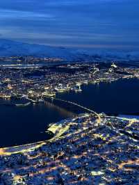 🌌 北緯69度的午夜藍｜Tromsø 夜景觀景台推薦