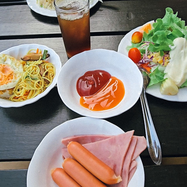 สวนไทรโยค รีสอร์ท ที่พักติดริมแม่น้ำแคว