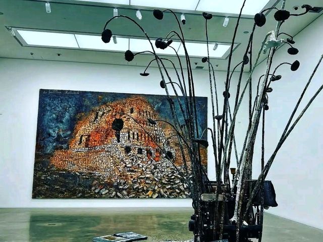 Modern Meets Majestic: A Journey Through Kunsthalle Mannheim