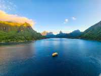 Tropical Paradise and Crystal Waters in Moorea