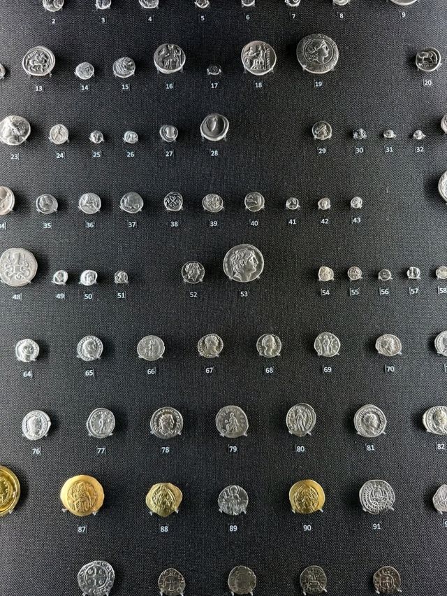 Exploring the Numismatic Museum