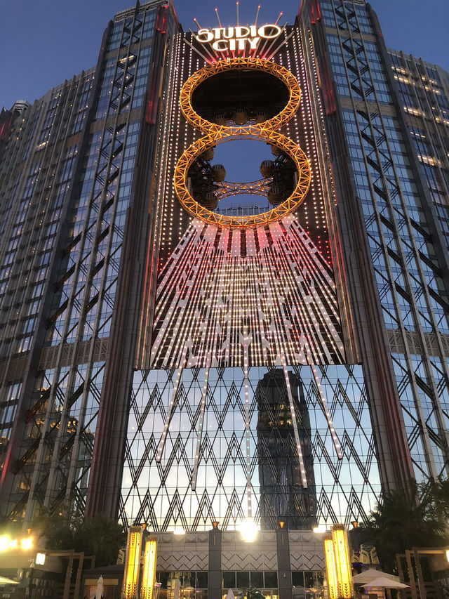 澳門必去夜景地標摩天輪🎡   澳門必去夜景地標摩天輪🎡