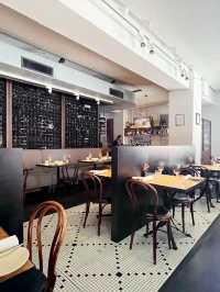dining institution that blends old-school elegance with contemporary flair