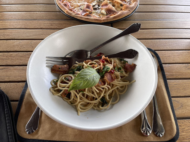 พักใจที่ Baba Beach club Hua Hin 