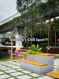 The Park’s Chill Spot!🌳 