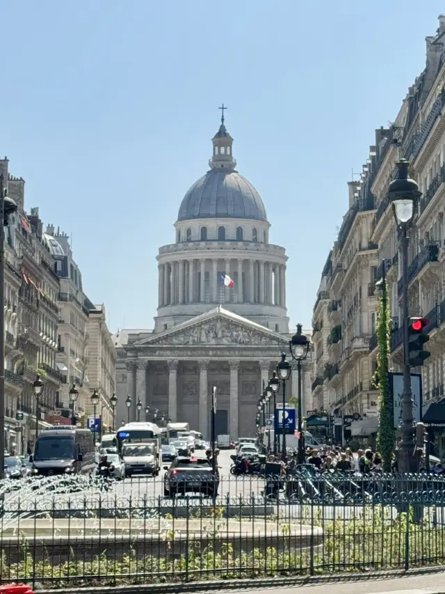 THE PANTHÉON: PARIS’S GRAND MONUMENT OF HISTORY & HEROES 🏛️🇫🇷✨