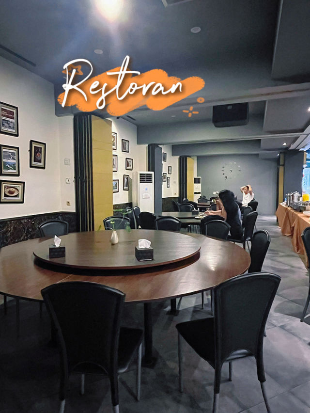 Hotel budget di Gajahmada, jantung ibu kota. 