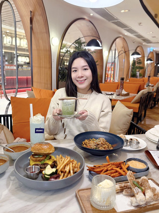 b.o.t.h Eatery Tuen Mun Branch