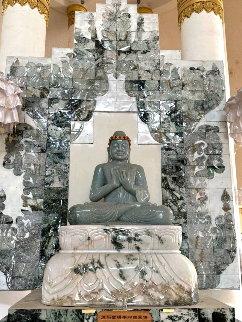 白馬寺：中国へ経典を運んだ白馬の物語。 | Trip.com 洛陽