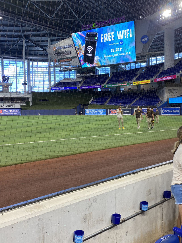 【マイアミ】ローンデポパークでMLB観戦⚾️