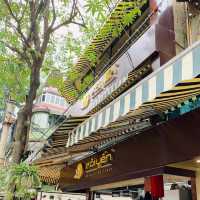 When in Vietnam, eat like the Vietnamese! - Xôi for breakfast