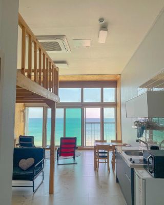 고성 바다 바로앞 오션뷰 숙소