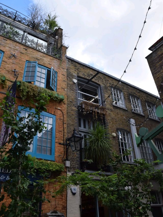 The colorful Neal's Yard 🇬🇧