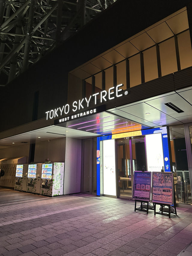 【東京傍晚時分的景點，東京鐵塔和晴空塔！晚餐為拉麵作結束！】