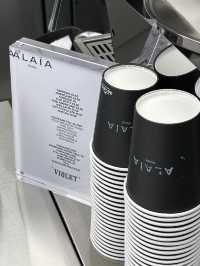London | Brilliant coffee shop in fashion brand boutique stores