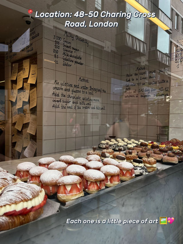 London’s Cutest Donut Shop! | Donutelier by Roladin 🍩🌸