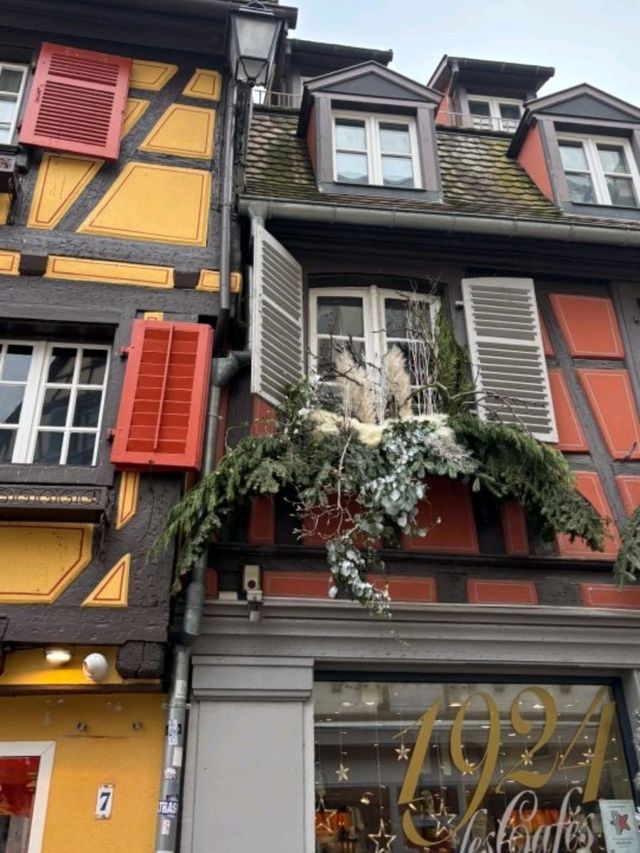 Little Venice of Alsace: Your Guide to Colmar 🩷✨️ Little Venice of Alsace: Your Guide to Colmar 🩷✨️