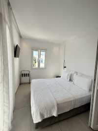 Suite with City View – Charming Stay Steps Away from the Windmills & Little Venice