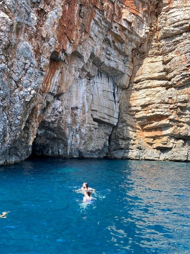 🌊 Kotor, Montenegro — A Medieval Jewel by the Bay