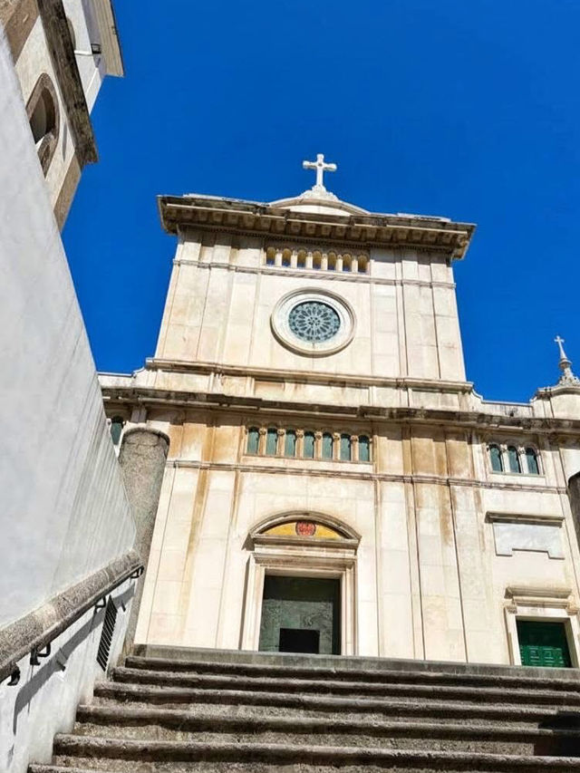 POSITANO: WHERE DREAMS FALL INTO THE SEA 🇮🇹