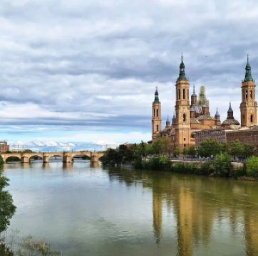 Tapas By The River🍷