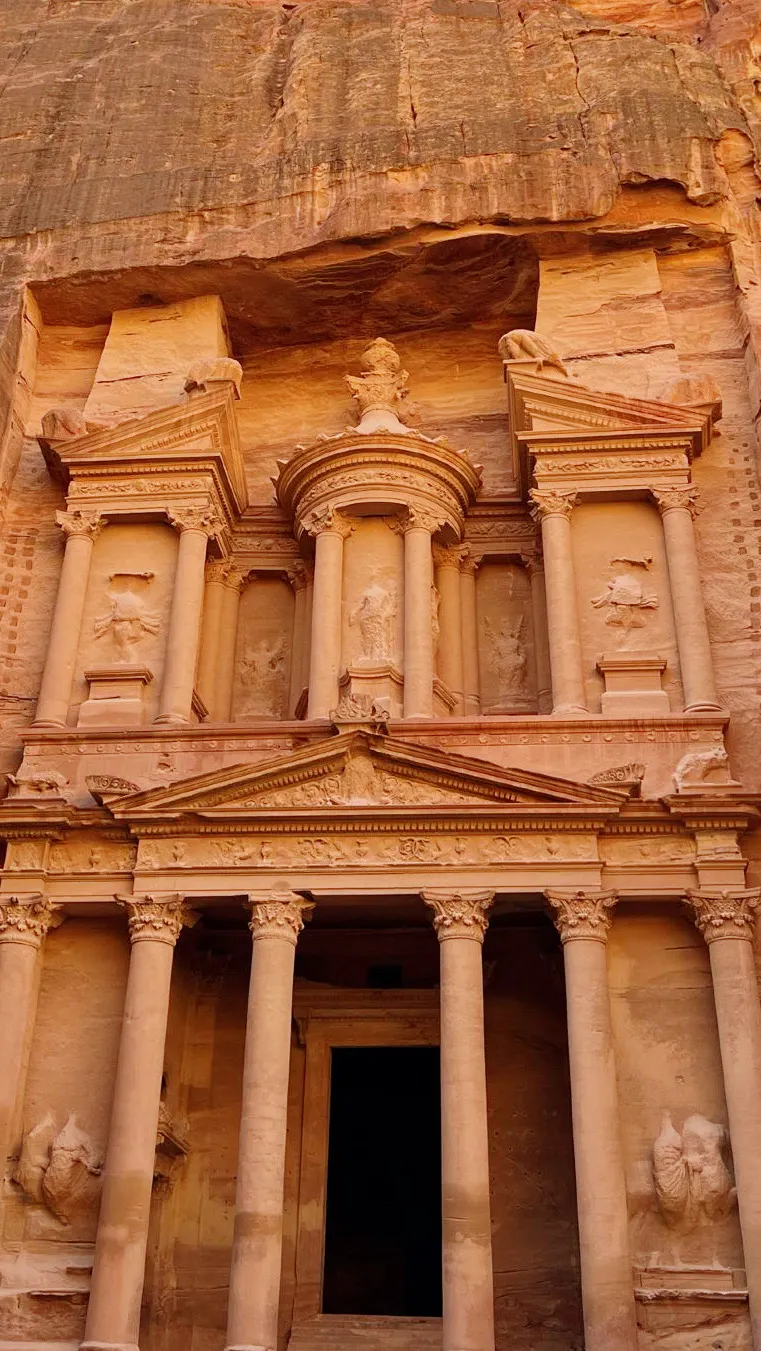 ✨ Petra is one of the Seven Wonders of the World! 🇯🇴