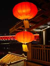 The Best Landmark in Chongqing - Hongya Cave!