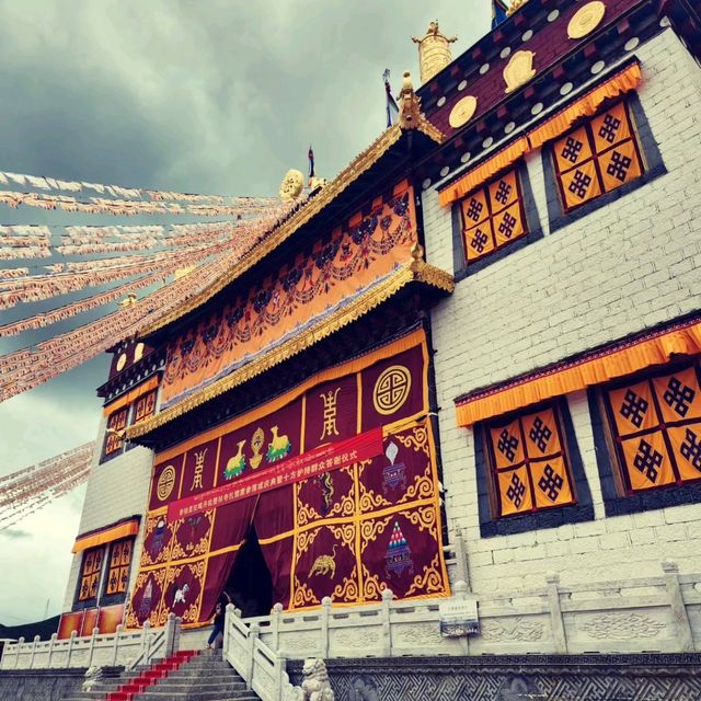 Songzanlin Monastery：Scared Splendor
