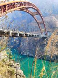 中國最美峽谷之一，水上公路，值得一遊！
