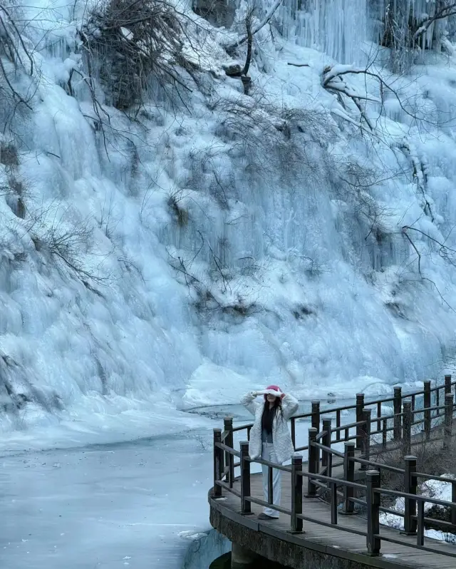 Shanxi‖Changzhi‖Tongtian Gorge‖Close contact with the big ice waterfall