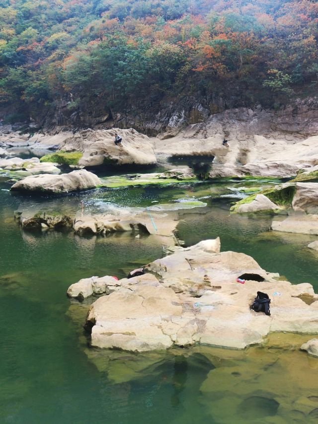 貴州安順關嶺董紮冰臼