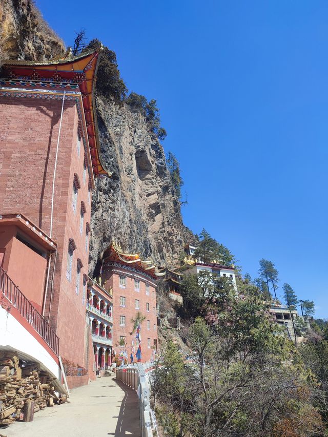 金沙江 水簾洞 G215國道 達摩祖師洞 麗江
