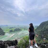 Hang Mua Cave must visit destination when you in Ninh Binh (Vietnam)