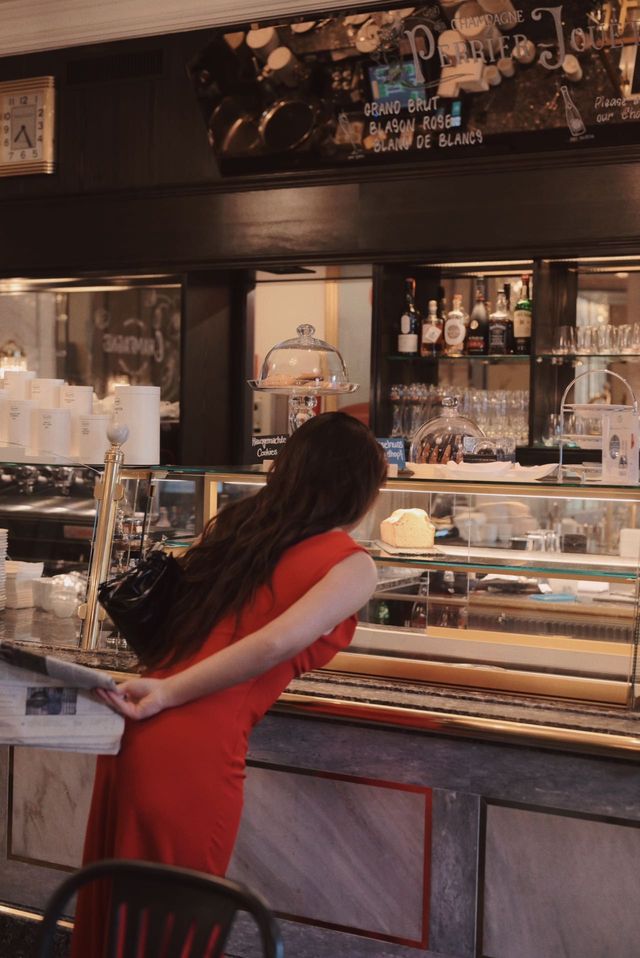 沉浸在這裡的格調浪漫｜蘇黎世施韋澤霍夫酒店