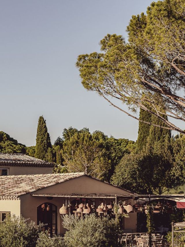 🌟 Saint-Tropez Sleeps & Eats: Hotel Lou Pinet 🌟
