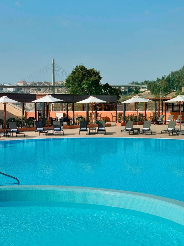 🌟✨ Constantine Charm: Luxe & Views at Marriott! ✨🌟