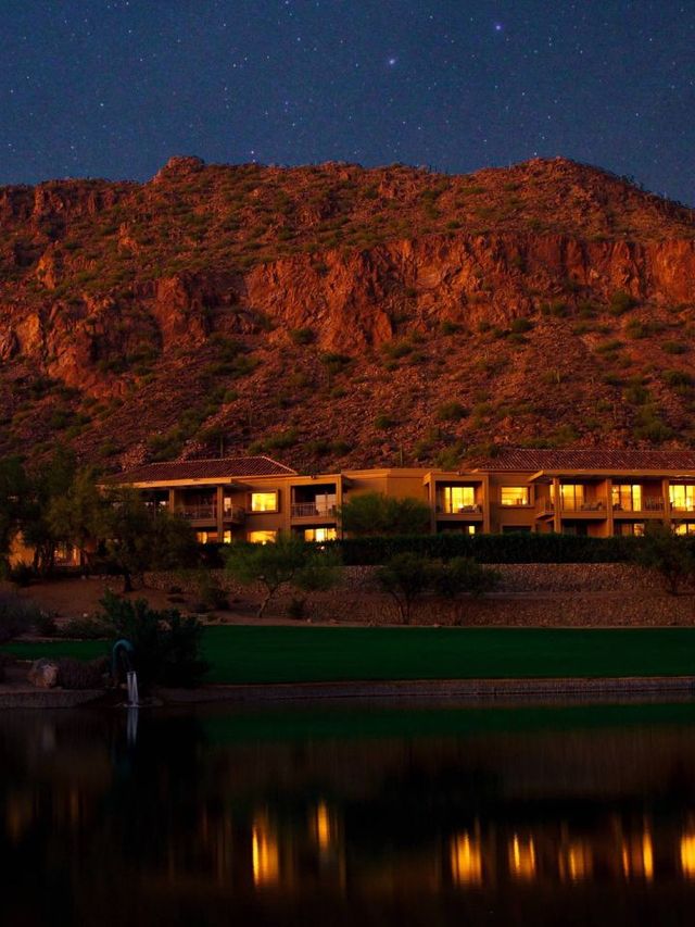 🌵✨ Scottsdale's Luxe Oasis: Canyon Suites Revealed! ✨🌵