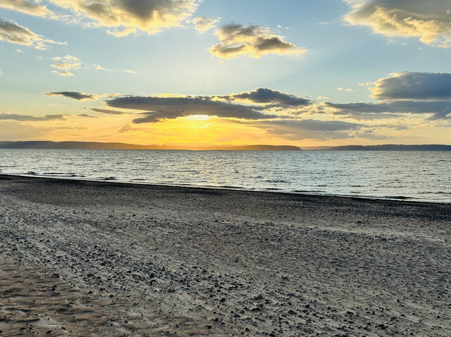 Breathtaking Sunset by the Beach in Northern Scotland 🏴󠁧󠁢󠁳󠁣󠁴󠁿